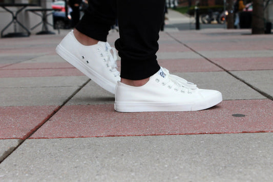 Retro Low Top All White Casual Summer Sneaker Canvas